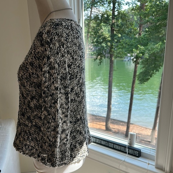 Eileen Fisher Black/white/gold cropped 3/4 Bell Sleeves, XS, Like New - Picture 3 of 6